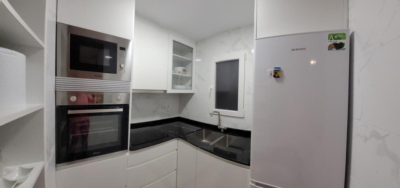 Apartamento Bajo Con Terraza Y Piscina Torrevieja Exterior photo